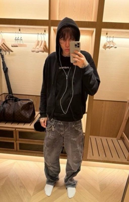 ты играешь в любовь - это не billie Jean - это яд