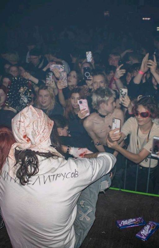 я ᴋуᴄᴀю ᴛʙᴏи ᴦубы|| <<πѳχџϯџϯєʌџ ϯⱀƴҁѳʙ>>