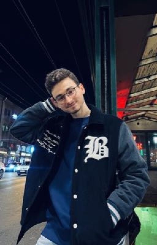 Неожиданный парень в «ДайВинчике»🍷