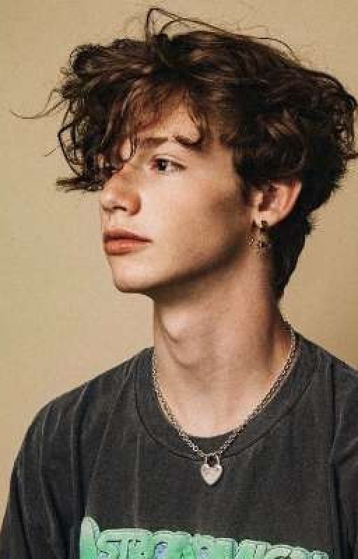 солнышко, ты чего? я всего лишь врач