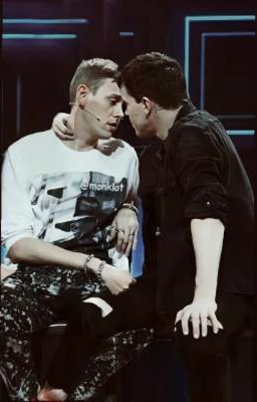 мой сводный брат извращенец🥵