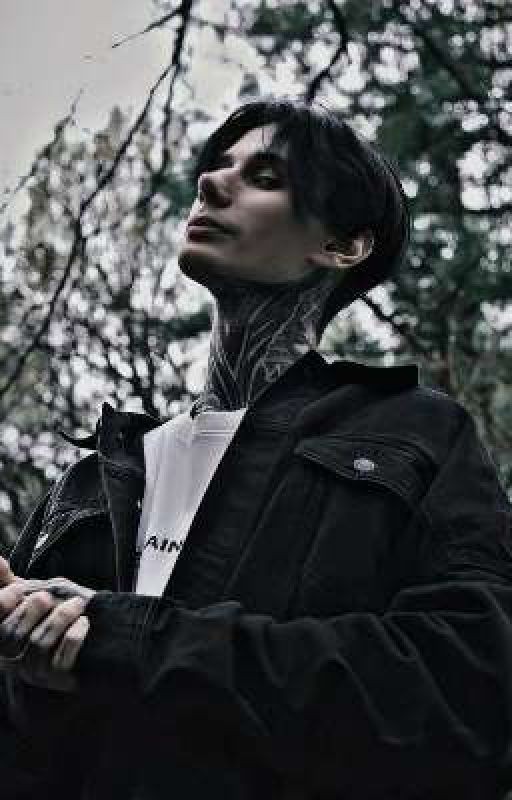 Враг Или Парень ? ( Дмитрий Матвеев )заморожен