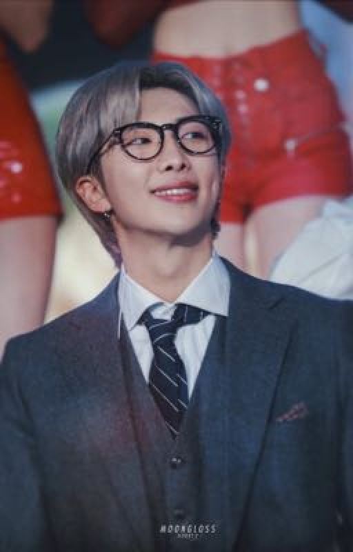 мой враг Ким Намджун{ЗАКОНЧЕН}