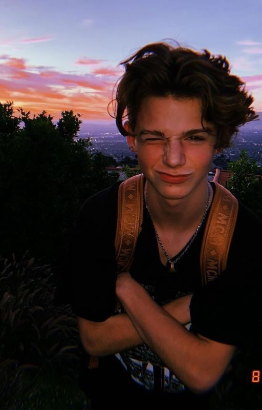 Я далеко,но рядом ❤