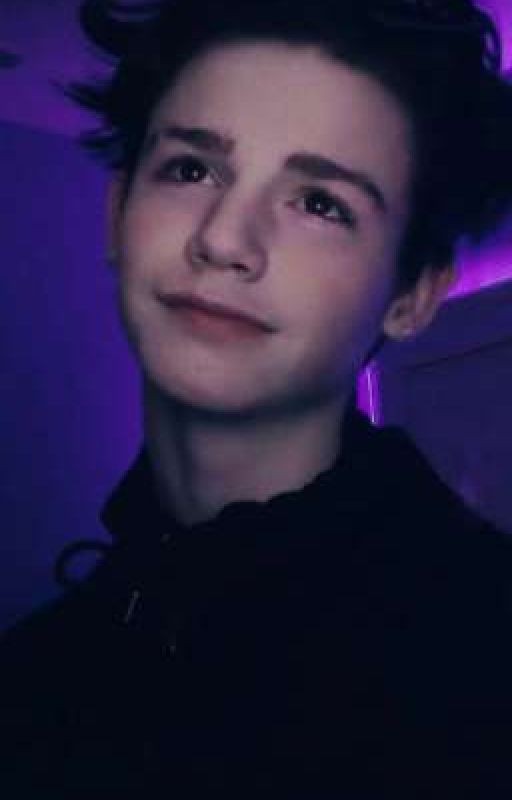 Я больше не могу так жить... Но меня здесь что-то держит