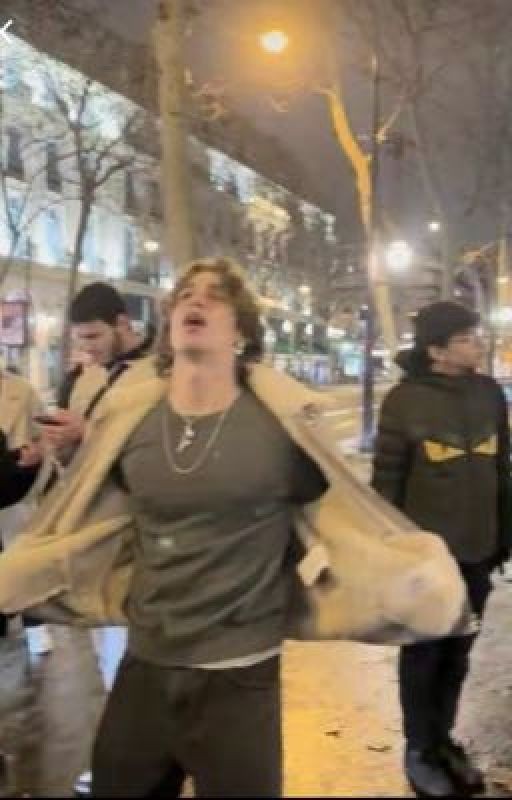 play with me | V. H. |