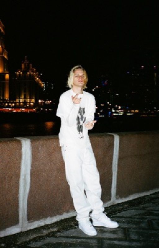 Твоя любовь торкает больше чем эти наркотики