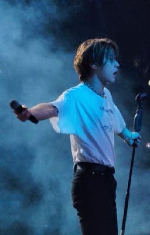 Новый больше чем друг