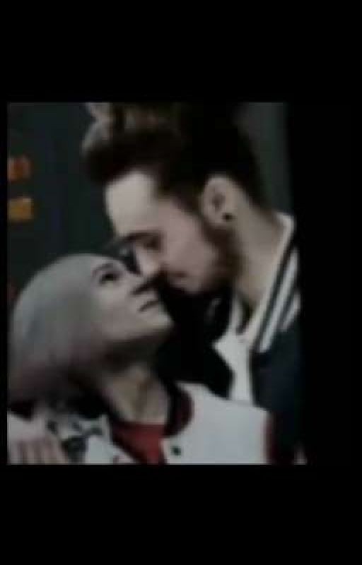 Чуть-больше чем друзья♥️