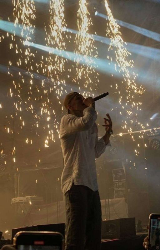 Ты всем сказала: "Я больше не влюблюсь"