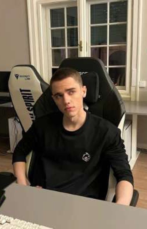 Может мы больше чем друзья?