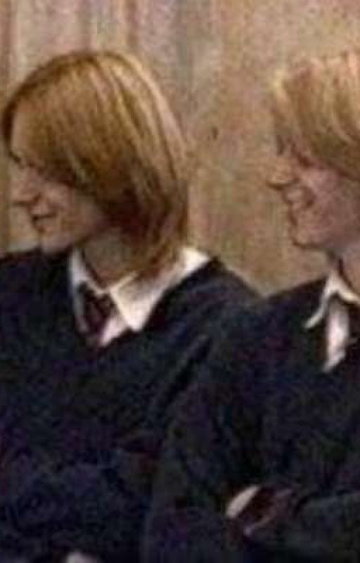 любовный треугольник?ЗАБРОШЕН