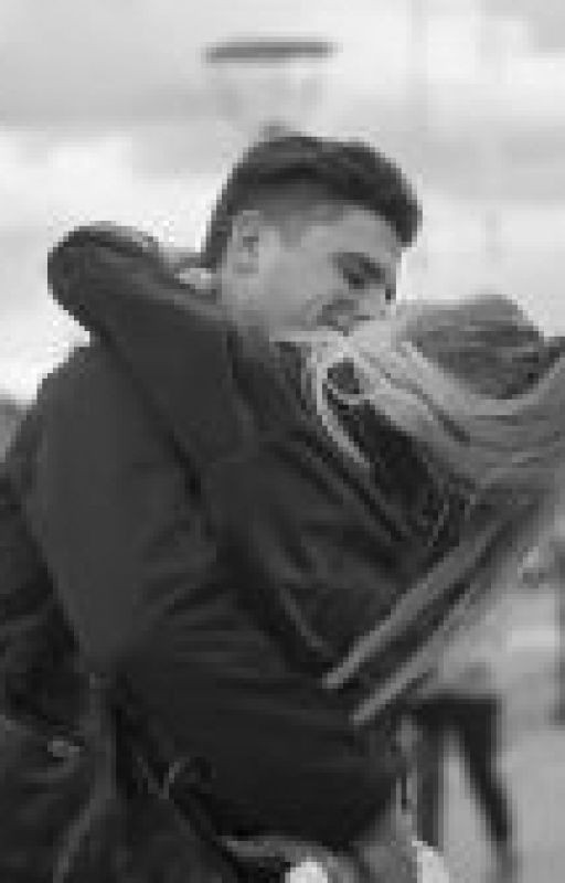 История девушки