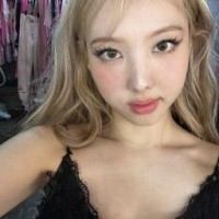 woman-is-a-god