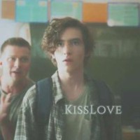 kisslovee