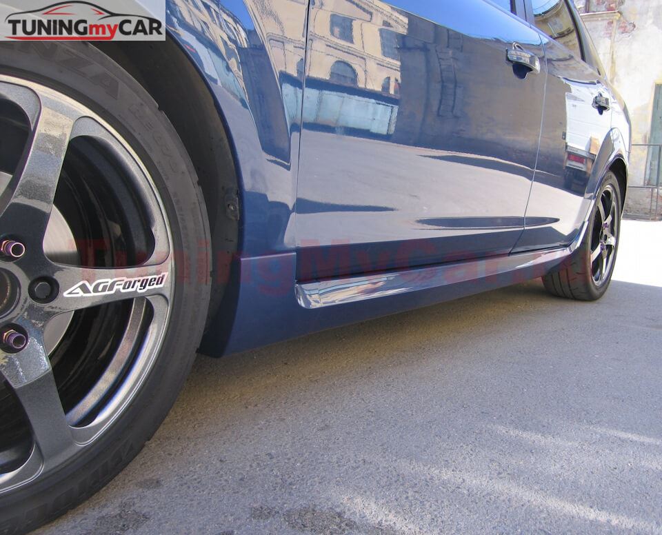 Пластиковые внешние цельные пороги для Ford Focus 2 2004-2011г.в. (кроме купэ)