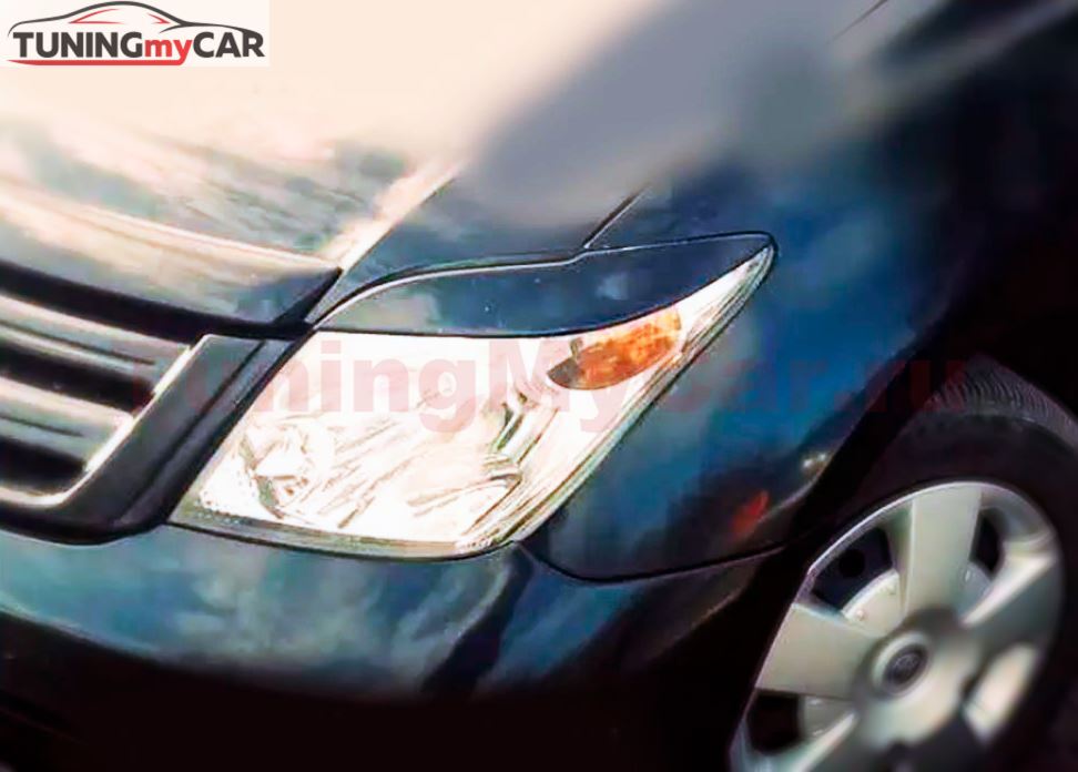 Реснички на фары для Toyota Ist NCP60 2002-2007