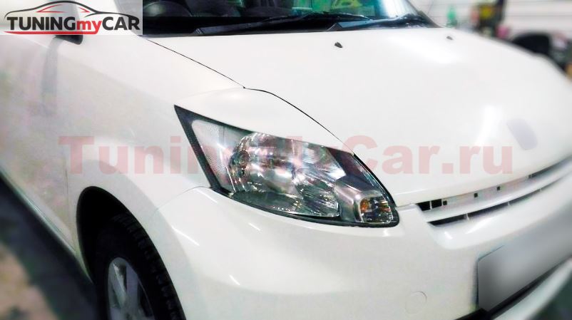 Реснички на фары для Toyota Passo KGC10 2004-2010