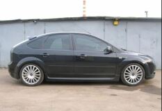 Пластиковые внешние цельные пороги для Ford Focus 2 2004-2011г.в. (кроме купэ)
