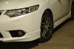 Накладки переднего бампера "Клыки" для Honda Accord 8 (рестайлинг)