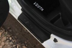 Накладки в проём дверей (со скотчем) для LADA Vesta (АБС) с 2015 г.в. (4шт)