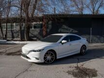 Решетка радиатора Mazda 6 комплектация №2 (решетка в сборе)/ Atenza GJ 2015-2018