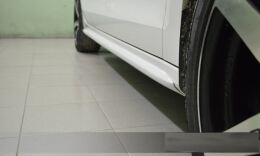 Пороги (облицовка порогов) в стиле GLI для Volkswagen Jetta VI