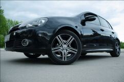 Пороги R-Line для Volkswagen Golf VI (2008-2012) /  VW Golf Plus I/II 2004-2014, Skoda Octavia (2004-2013)