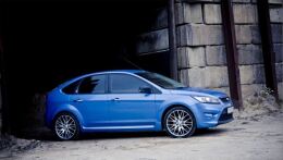 Пластиковые внешние цельные пороги для Ford Focus 2 2004-2011г.в. (кроме купэ)