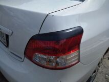 Реснички на фары для Toyota Belta 2005-2012 NCP96 задние