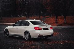 Накладки под задний бампер (мини-лезвия) для BMW 3-series (F30) Черный матовый