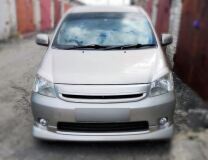 Реснички на фары для Toyota Raum Z20 2003-2011