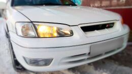 Реснички на фары для Toyota Camry Gracia SXV20