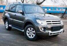 Реснички на фары для Mitsubishi Pajero 4 (2006-2015) Р10