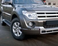 Реснички на фары для Mitsubishi Pajero 4 (2006-2015) Р10