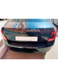 Накладка на задний бампер (со скотчем) для Skoda Octavia A7 2016-2020 (III рестайлинг)