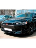 Вставка между "клыками" Mitsubishi Lancer 10 Дорестайлинг 2007-2010