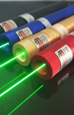 Videt svyazi mezhdu atomami s pomoshch'yu lazernaya ukazka 10000 mvt