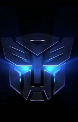 Трансформеры и девушка робот