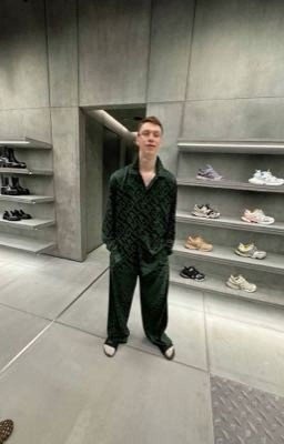 Старший вожатый||Ярик Дилблин||