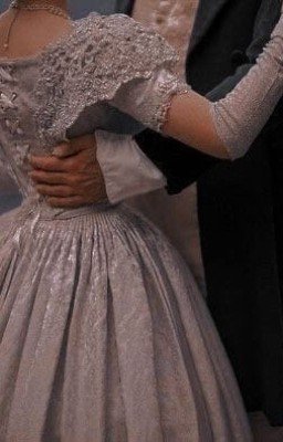 Под тенью вишневого сада