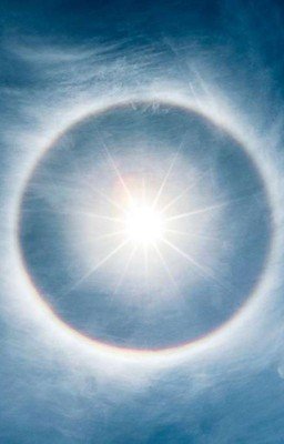 Пепельный свет луны