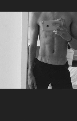 Мой сводный братик не человек!!! 