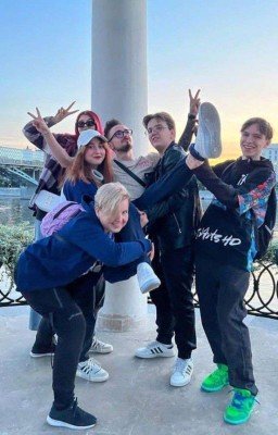 Твоя школьница (Заморожен)