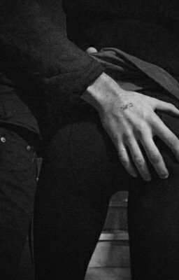 Две противоположности.[РЕДАКЦИЯ]