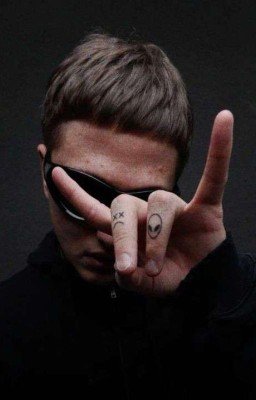 А кому не похуй?