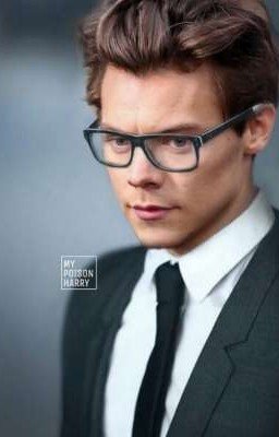 Ты мой учитель, а я твоя школьница.