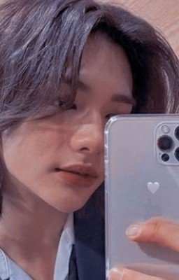 Почему ты делаешь мне больно, Хван Хёнджин ?[ЗАМОРОЖЕНО]