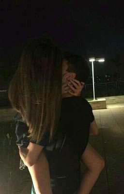 На фоне заката