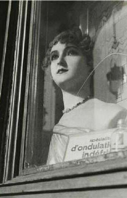 В Темном Переулке 